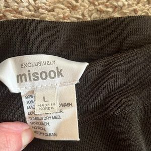 Misook Pants Size Large Perfect condition. Just like new!